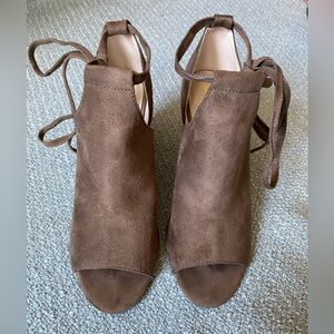 BC Born in Ca peep toe booties